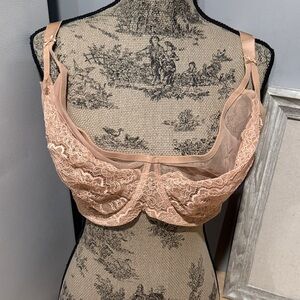 Victoria's Secret Lace Underwire Bra - Blush Pink